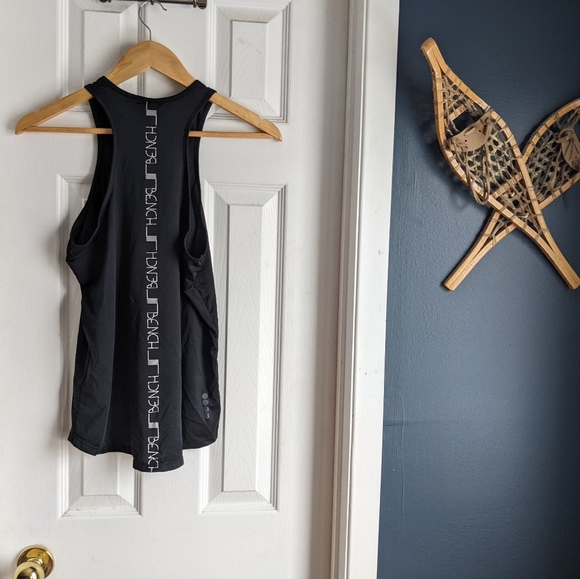 FREE with purchase over $30 🤩Bench workout tank top - Picture 4 of 5